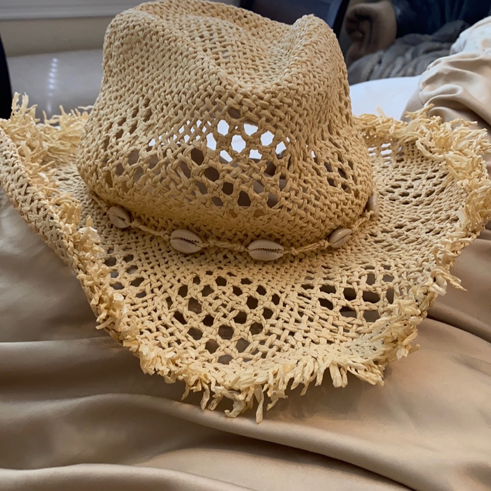 Gorgeous adjustable straw hat💛